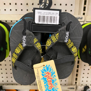 Splash Toddlers Boys Flip Flops Black/Yellow Size 7/8